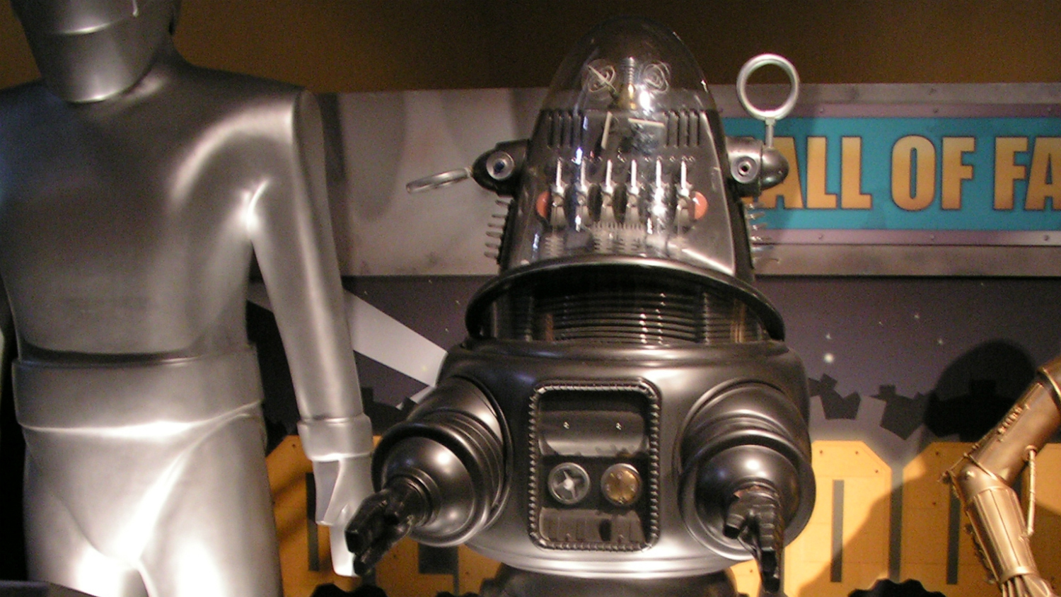 forbidden planet robot artifact